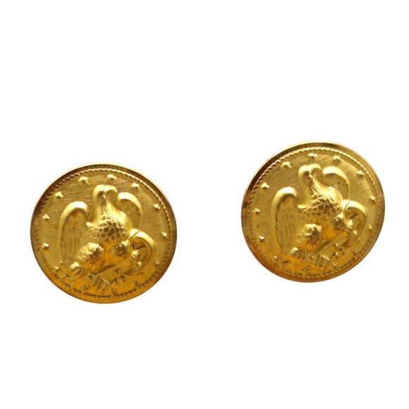 Vintage Alice Caviness Eagle Button Earrings, Gold Tone Repousse Clip On - Picture 1 of 4